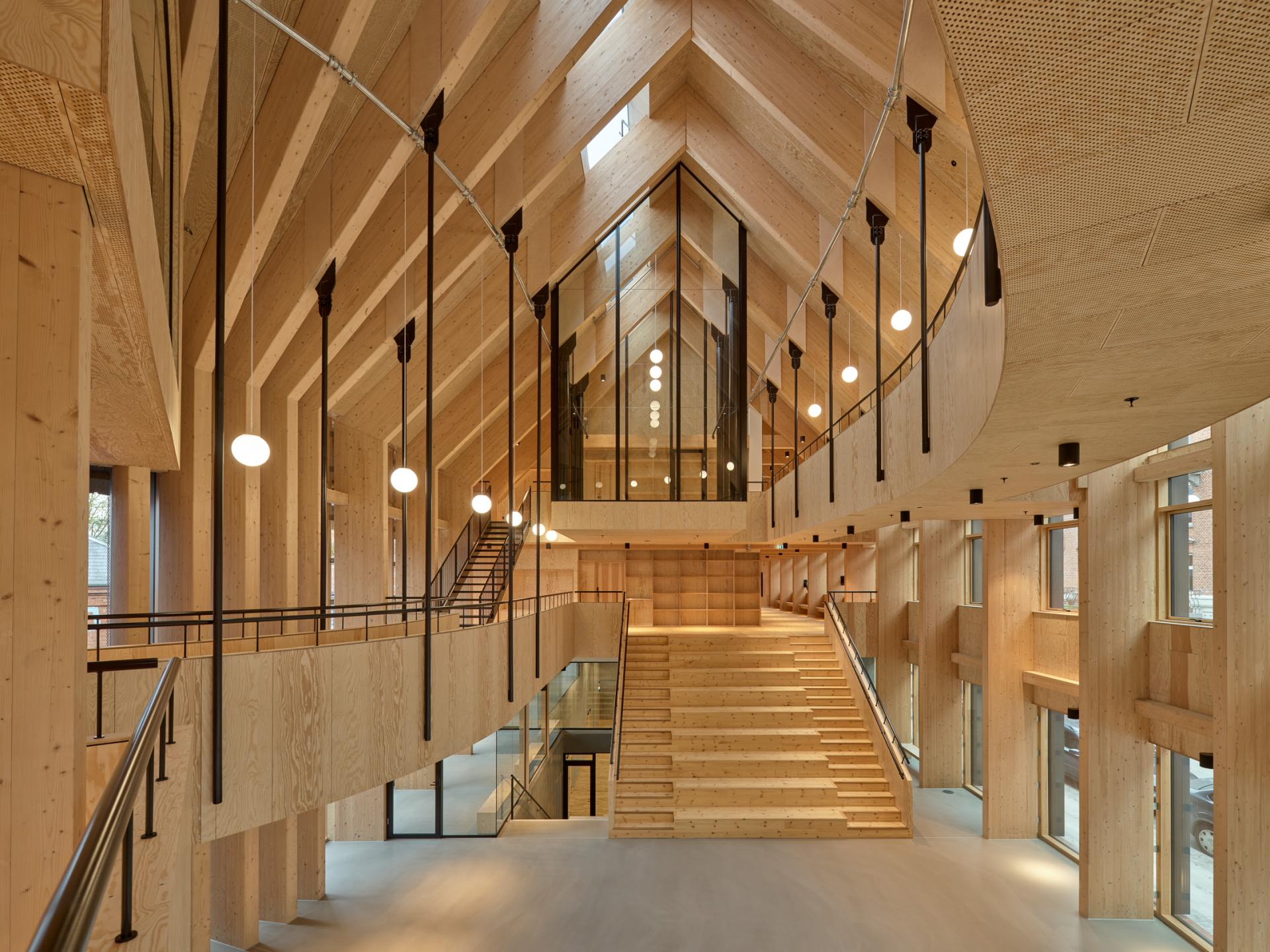 Center for Sundheds atrium/hjerterum