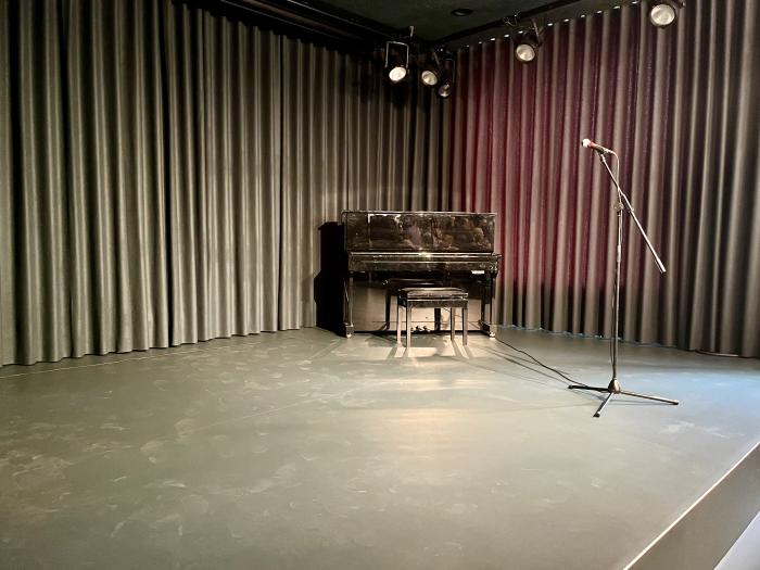 Musikscene på BRØK