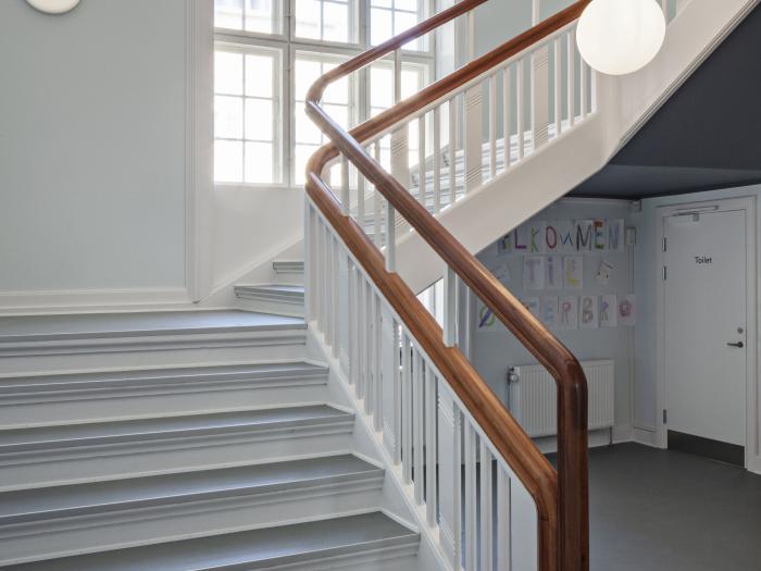 Trappeopgang på Specialskolen Rosenvængets Skole