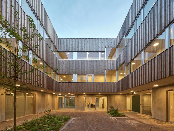 Atriummet på Botilbuddet Linde Allé 